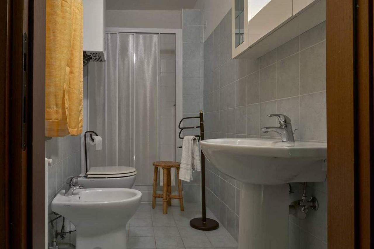 La Casa Di Gloria - Residence Affitta Camere Badia Prataglia Bagian luar foto